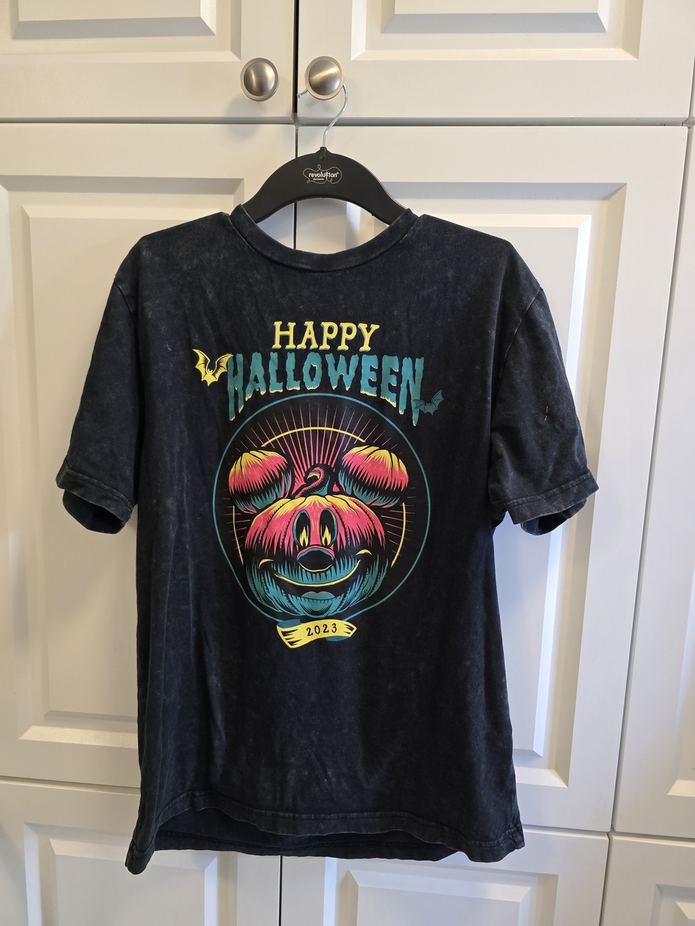 Disney Parks 2023 Happy Halloween Mickey Mouse Pumpkin T-Shirt Medium Unisex